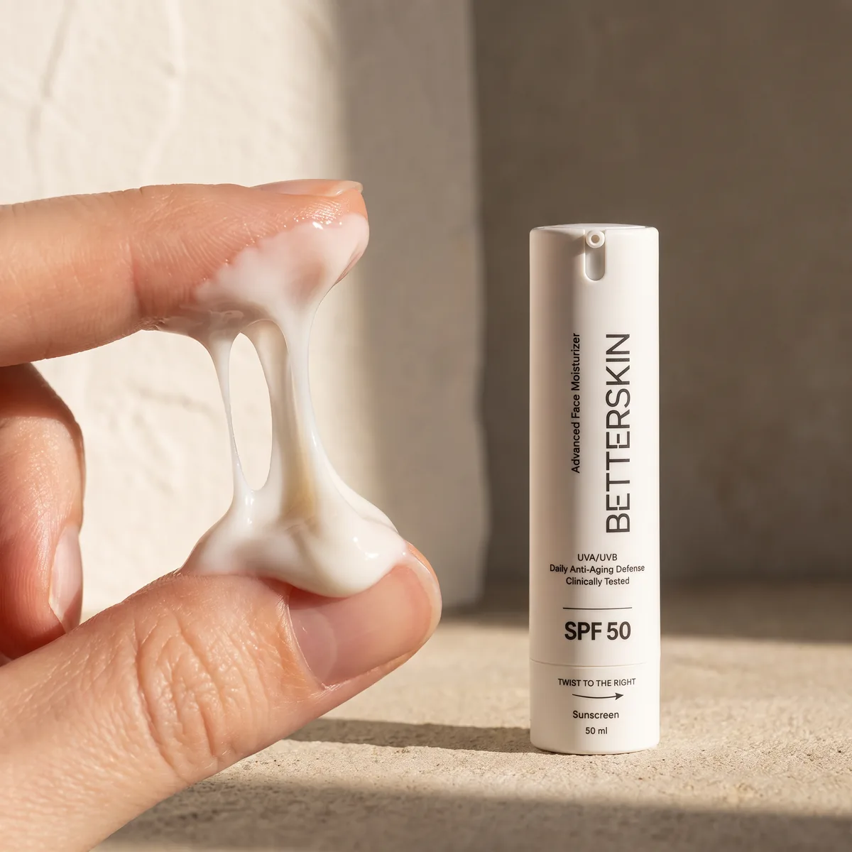 Detalle del tubo de BETTERSKIN SPF 50